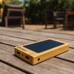 batterie-solaire-ecoresponsable-bambou-logo-ambiance