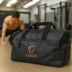 sac-polochon-pliable-polyester-leger-compact-logo-ambiance