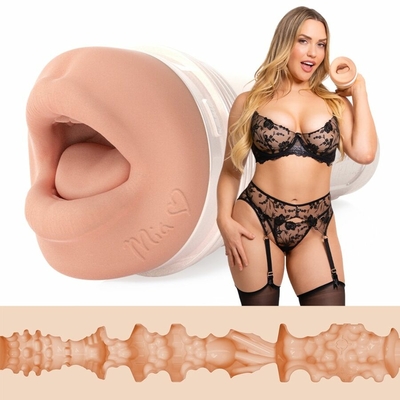 Masturbateur bouche de Mia Malkova