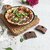 zoom_anses_amovibles_bois_de_noyer_quiche_aux_epinards