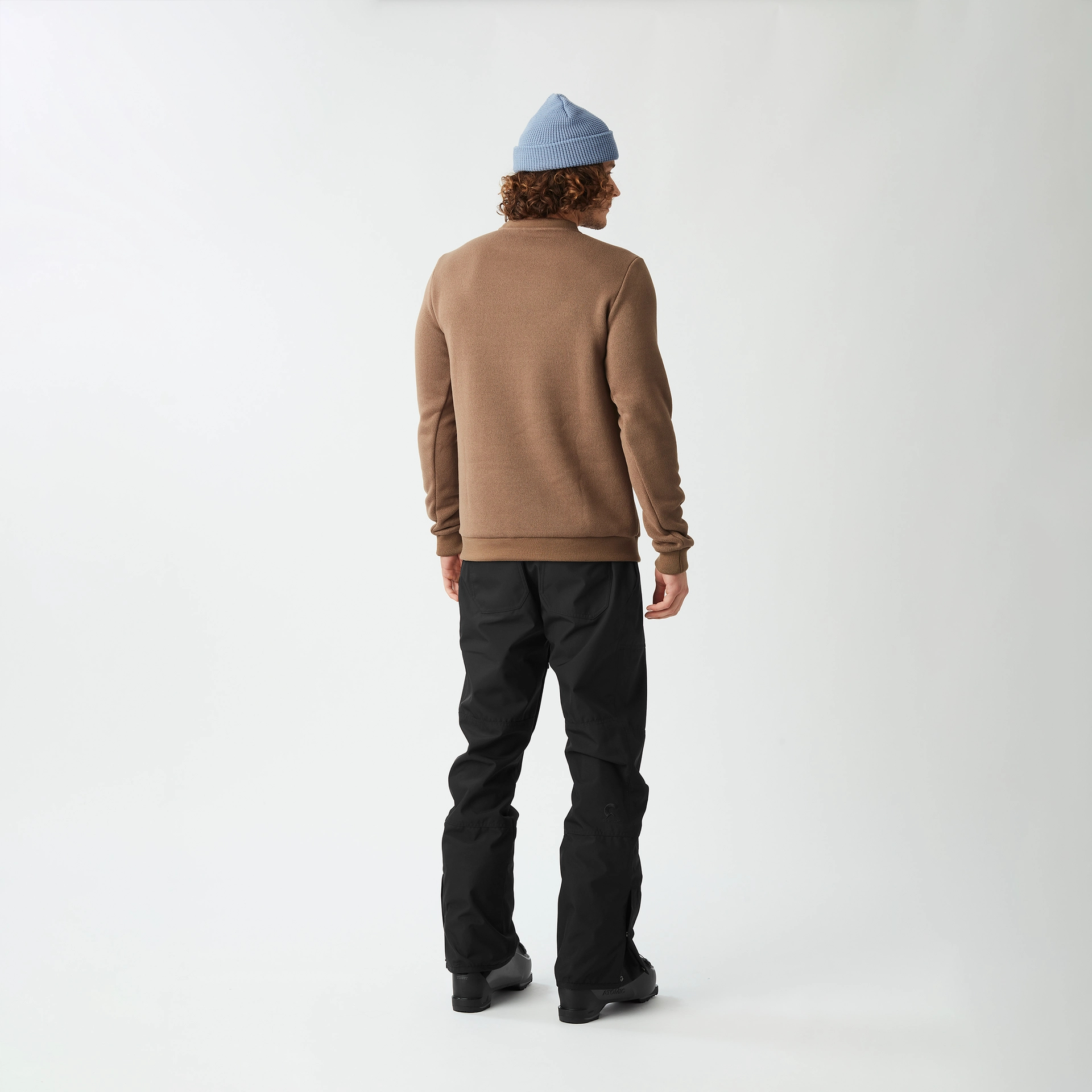 SMT0169_TOFU-SWEATER_SHITAKE_C_P_02-fotor-20251120174657