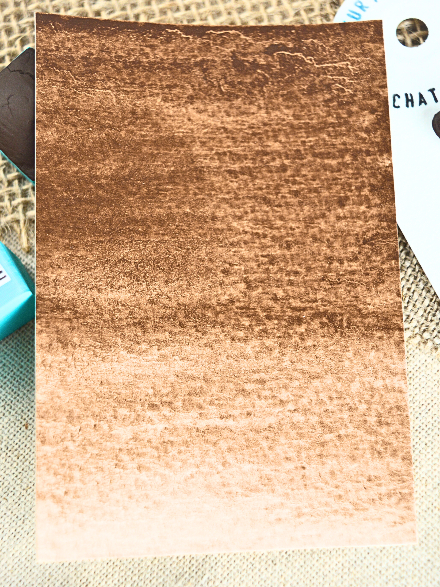 CHÂTAIGNE – aquarelle artisanale brun chaud à légère granulation