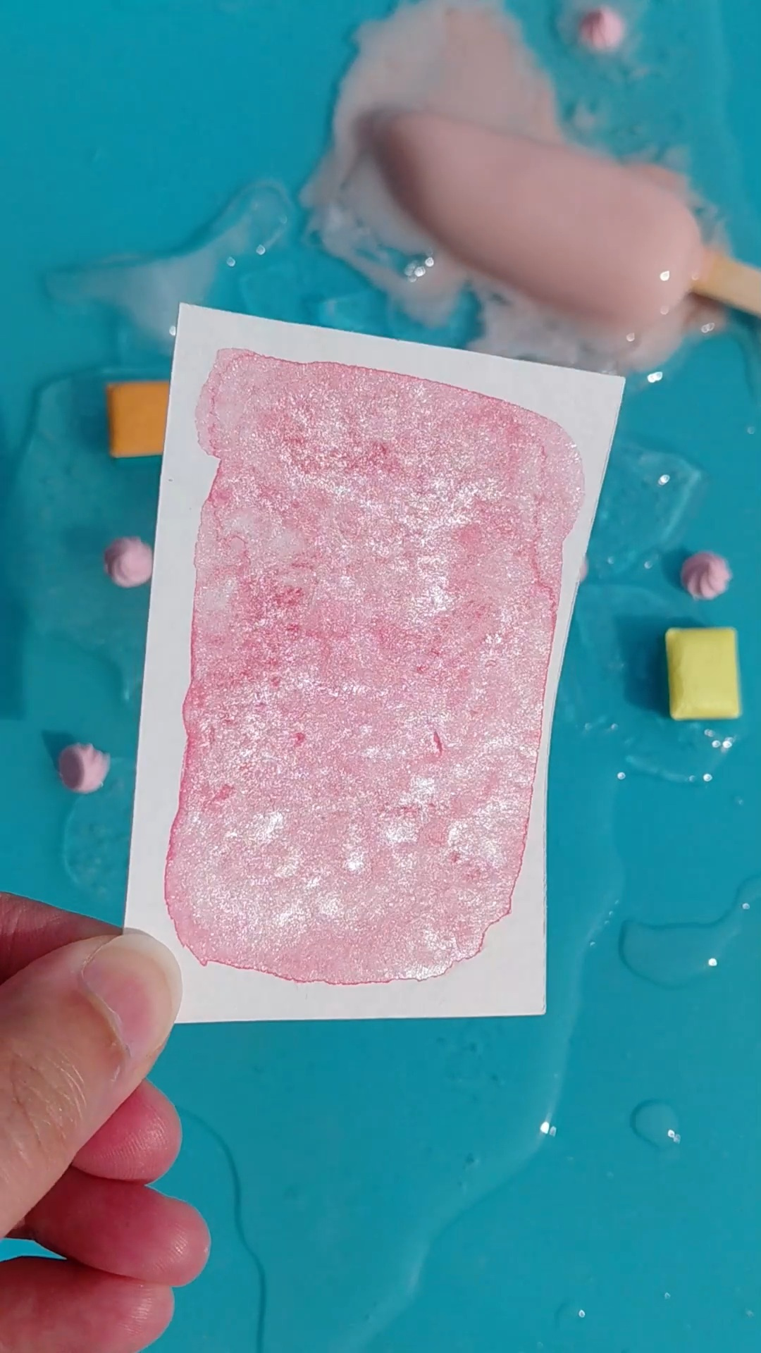 GLACE FRAISE – aquarelle rose nacré aux reflets scintillants