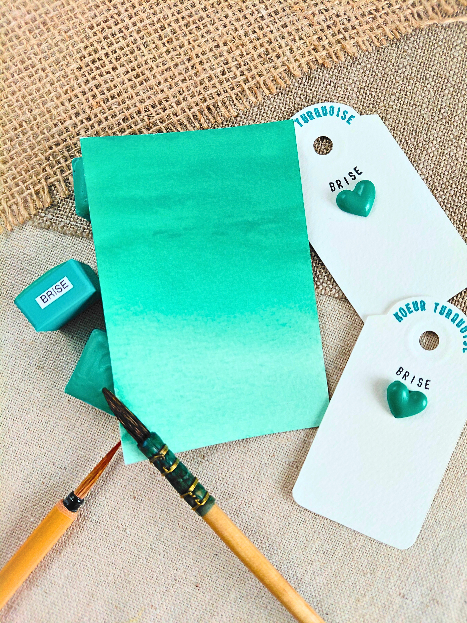 BRISE – aquarelle artisanale vert doux avec pinceaux et nuancier
