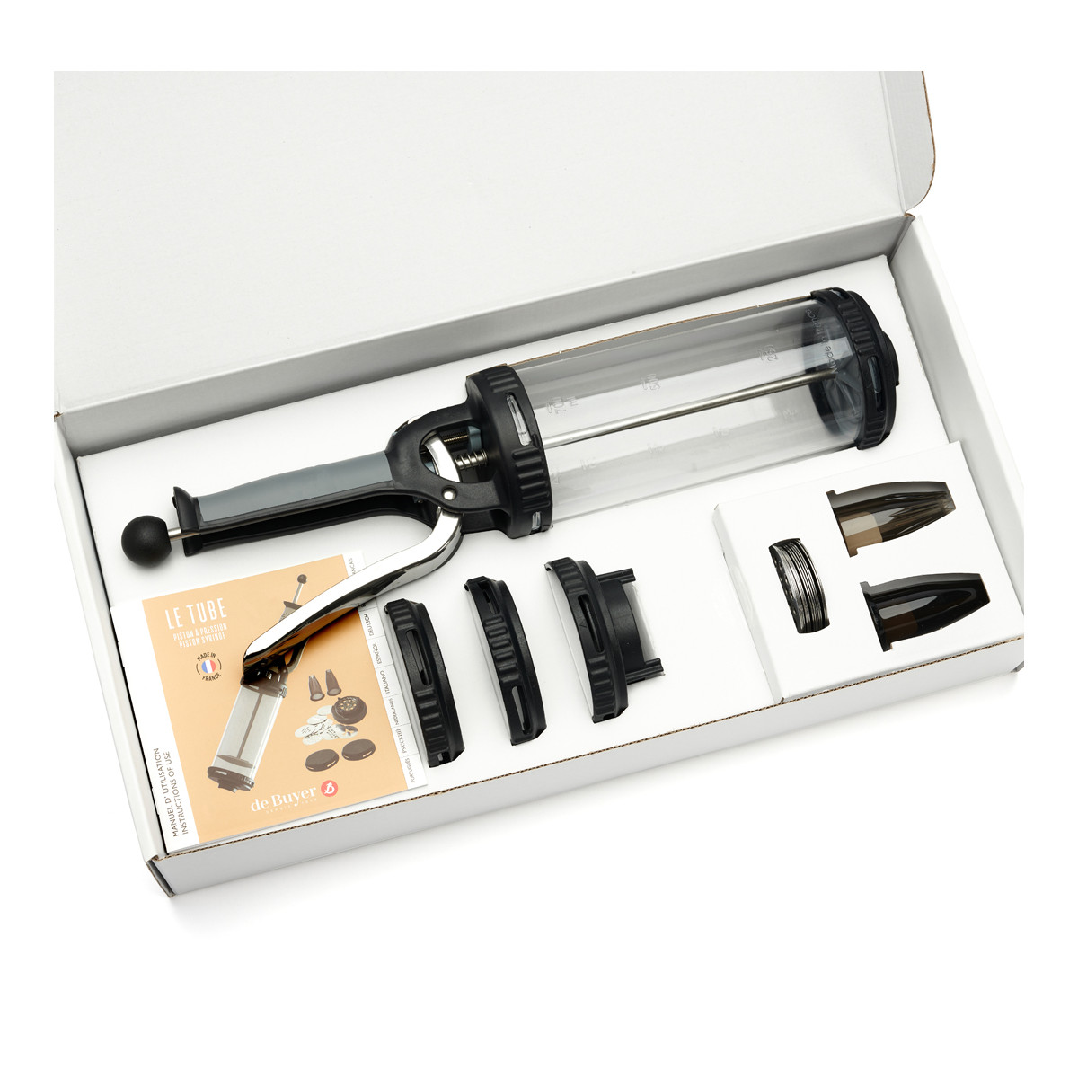 335801 le-tube-poche-a-douille-automatique-et-accessoires (1)