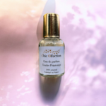 50 ml eau de parfum portant le nom de tendre printemps de la marque chic olfaction posée sur un fond couleur lilas