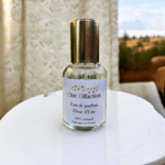 50 ml eau de parfum intitulé fleur deau de la marque chic olfaction posée sur une table dextérieure blanche