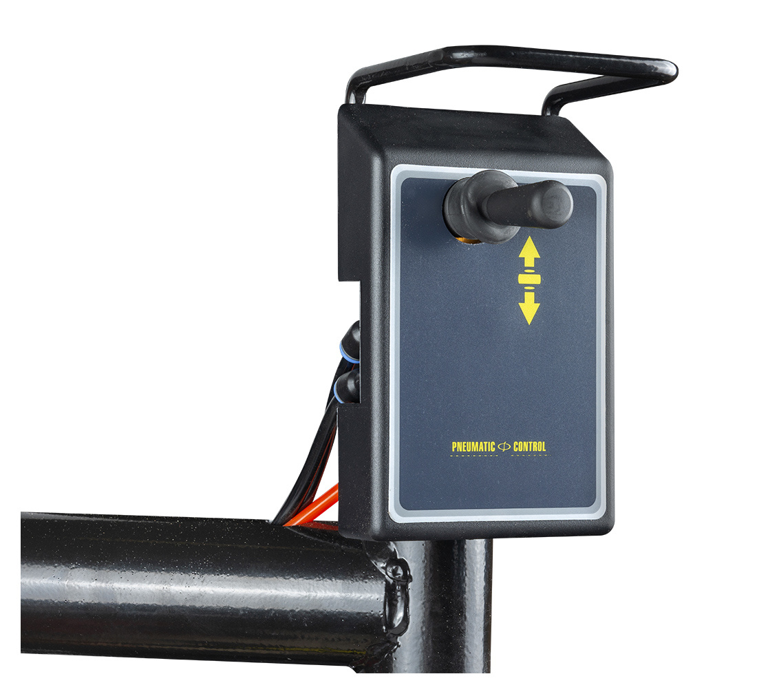 Démonte-pneus-automatique-REDATS-M-250FI-avec-bras-d-assistance-3D-2-et-gonfleur (14)