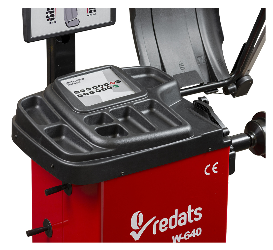 Équilibreuse de roues 100% automatique  – REDATS W-640-7