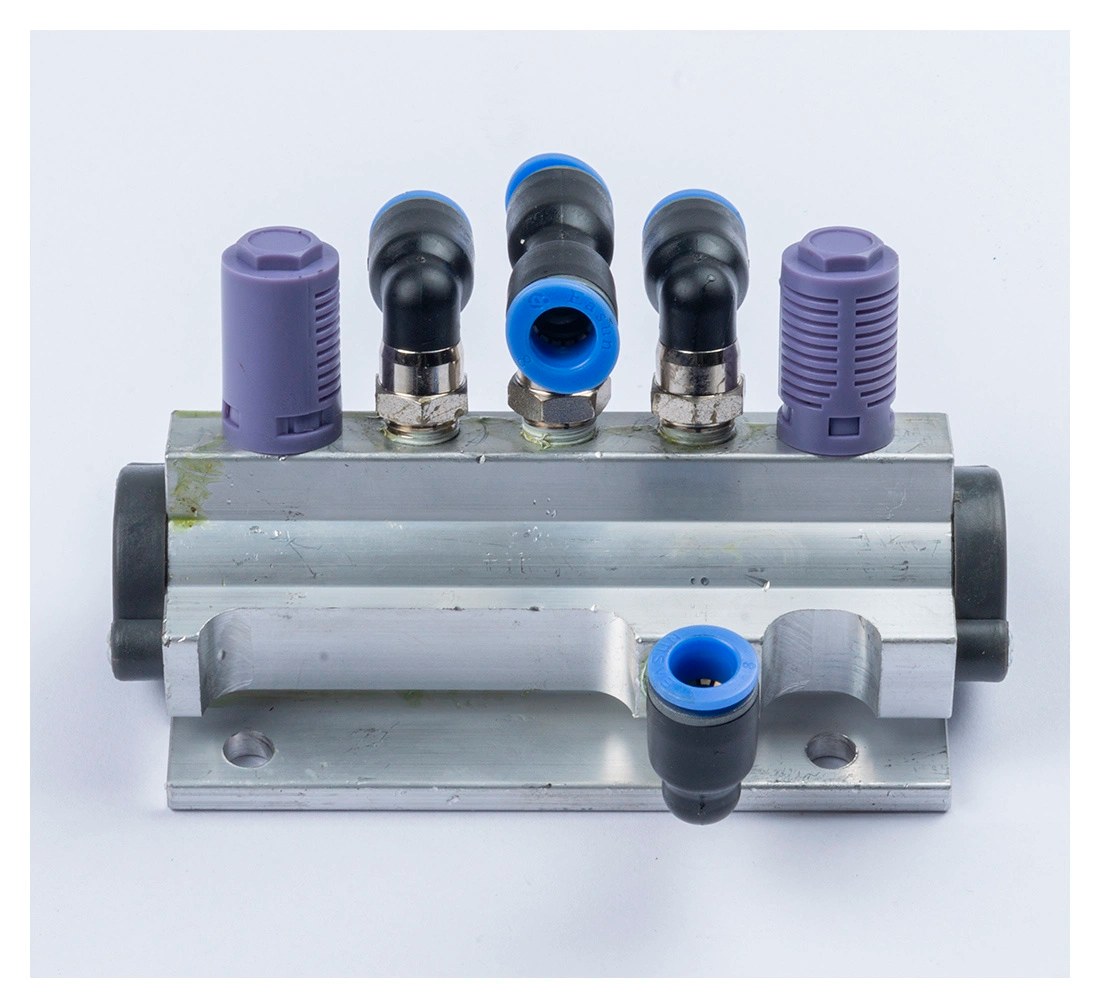 distributeur-dair-pour-demonte-pneu-redats-m-250-4