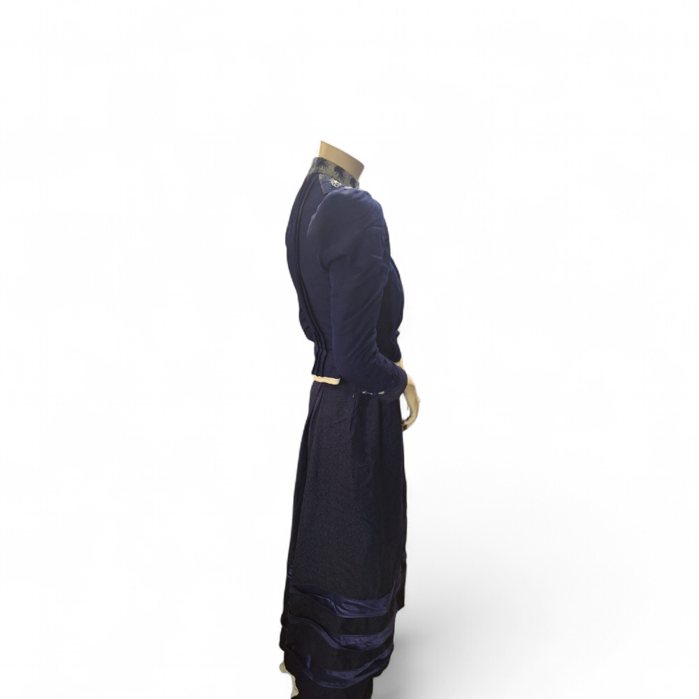 tenue19002