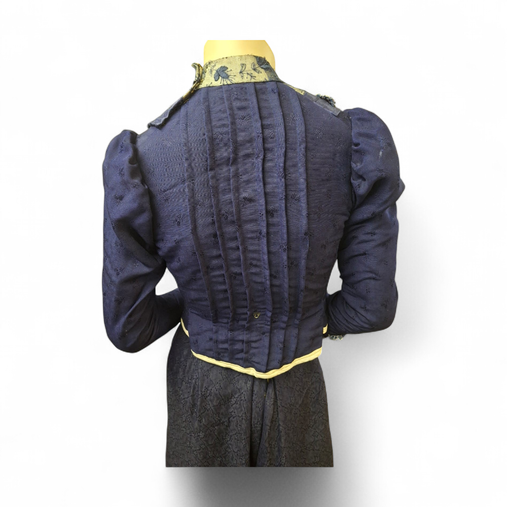 tenue1900