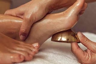 modelage des pieds au bol kansu