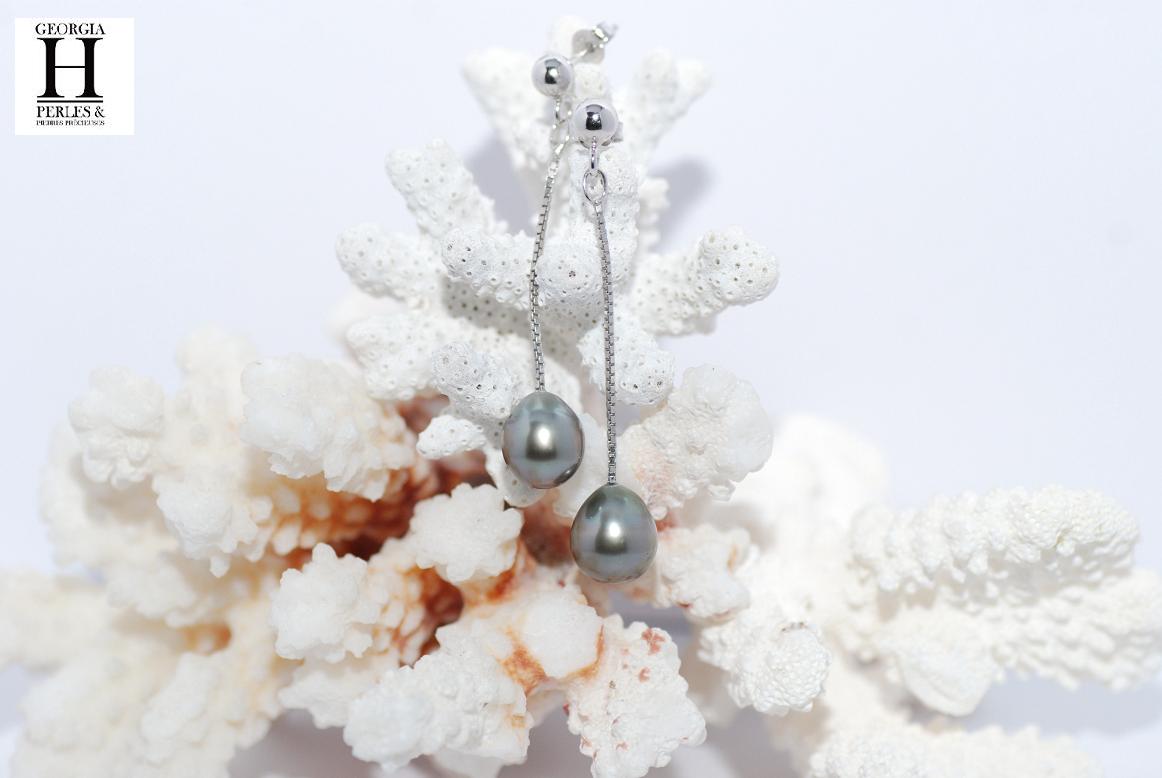 Boucles doreilles pendants et perles de tahiti