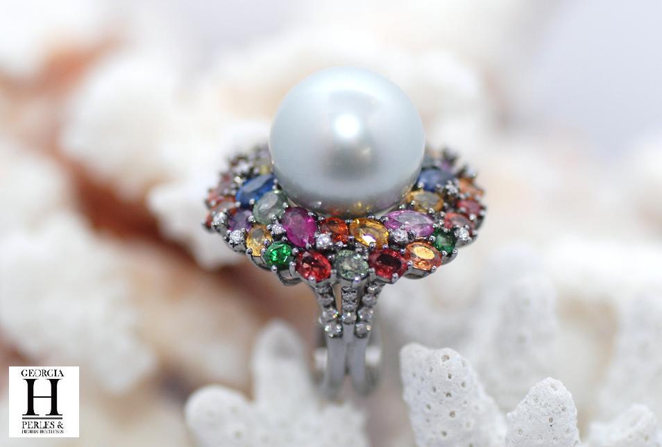 Bague Saphirs , brillants, tsavorites  et perle de tahiti (5)