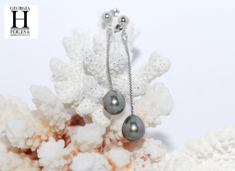 Boucles d'oreilles pendants et perles de tahiti (6)