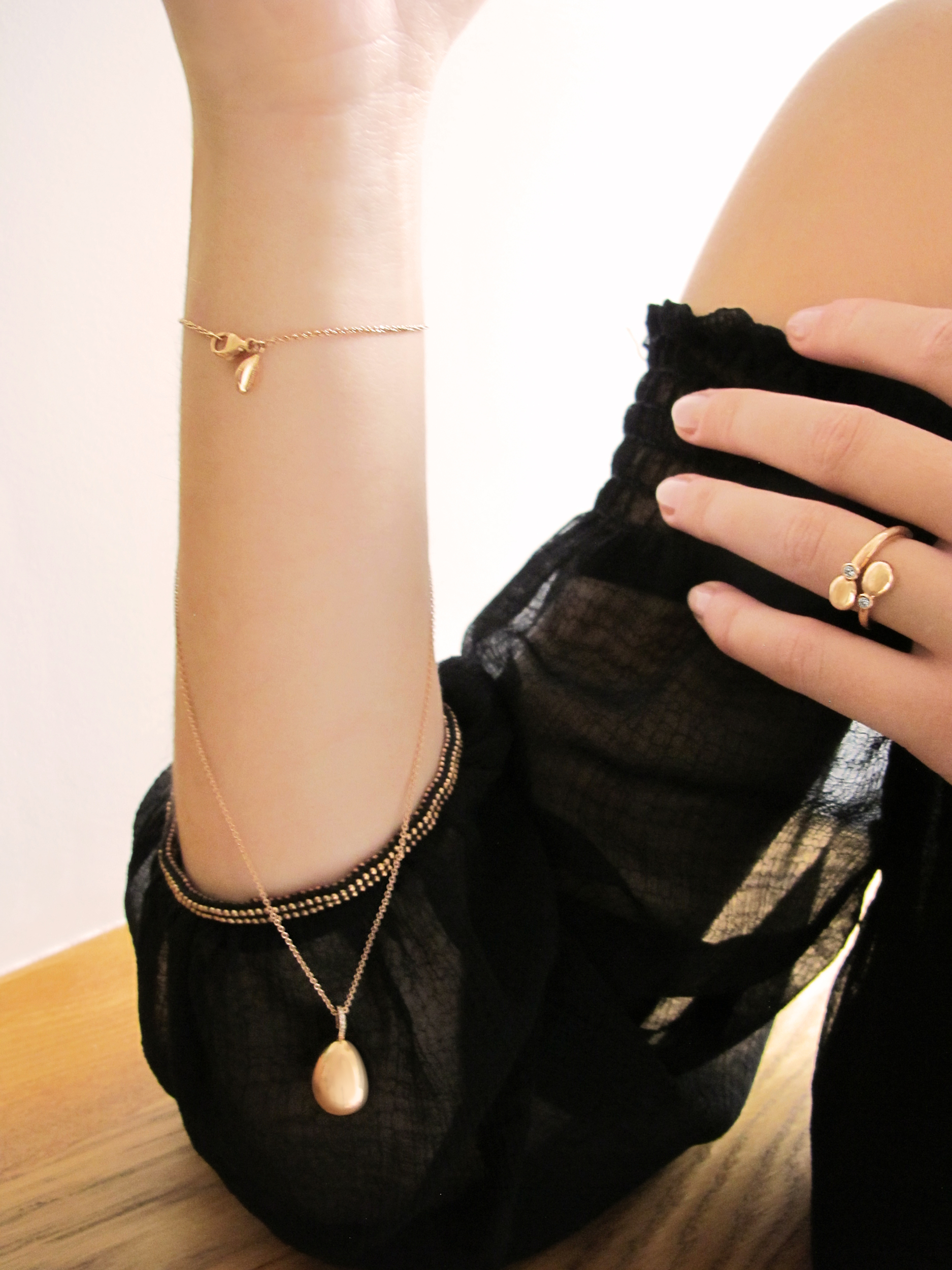 Simple Rose Gold Pendant