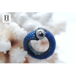 Bague cuir de raie galuchat bleu et perle de tahiti (6)