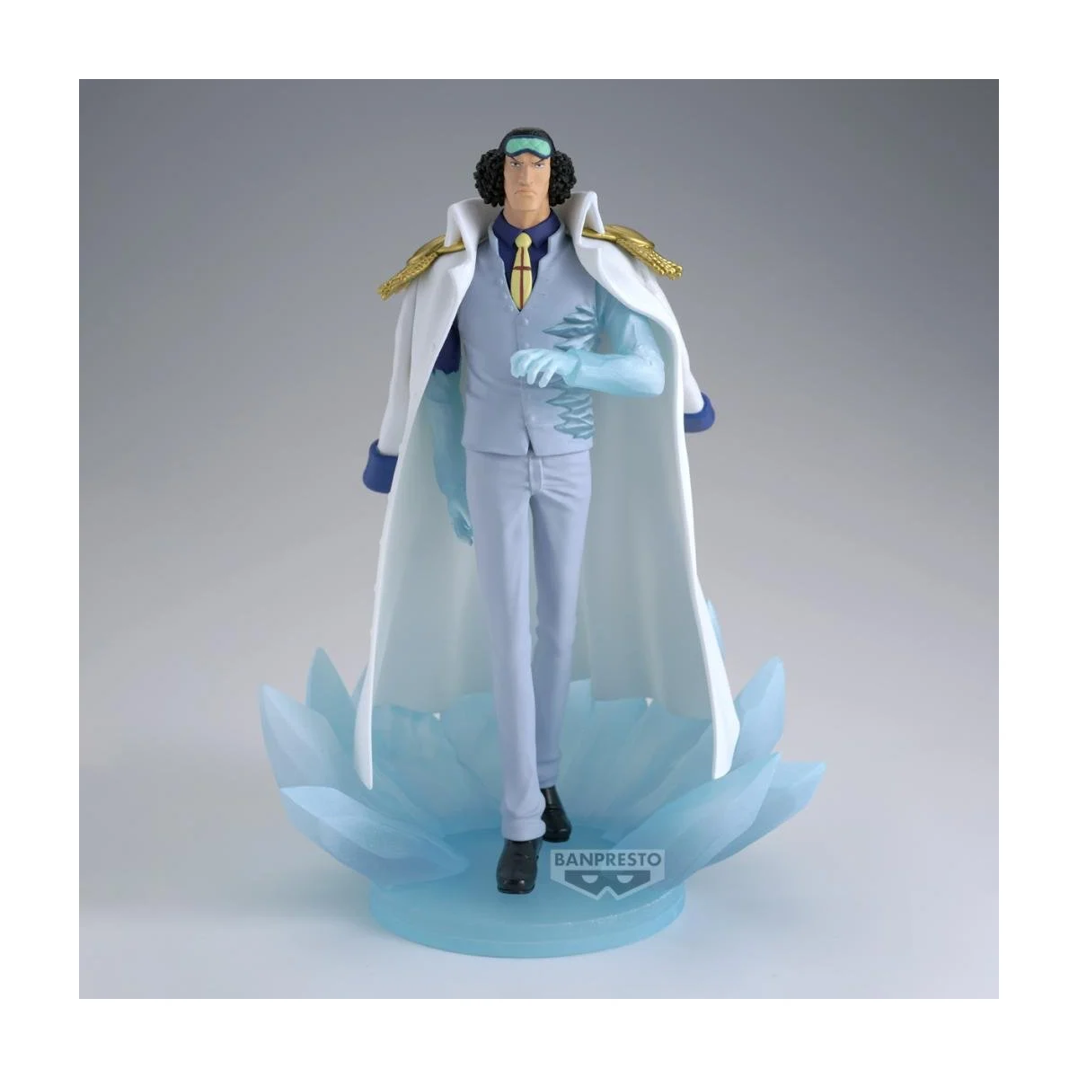 banpresto-bm-246074-one-piece-kuzan-figurine-the-shukko-logia-19cm
