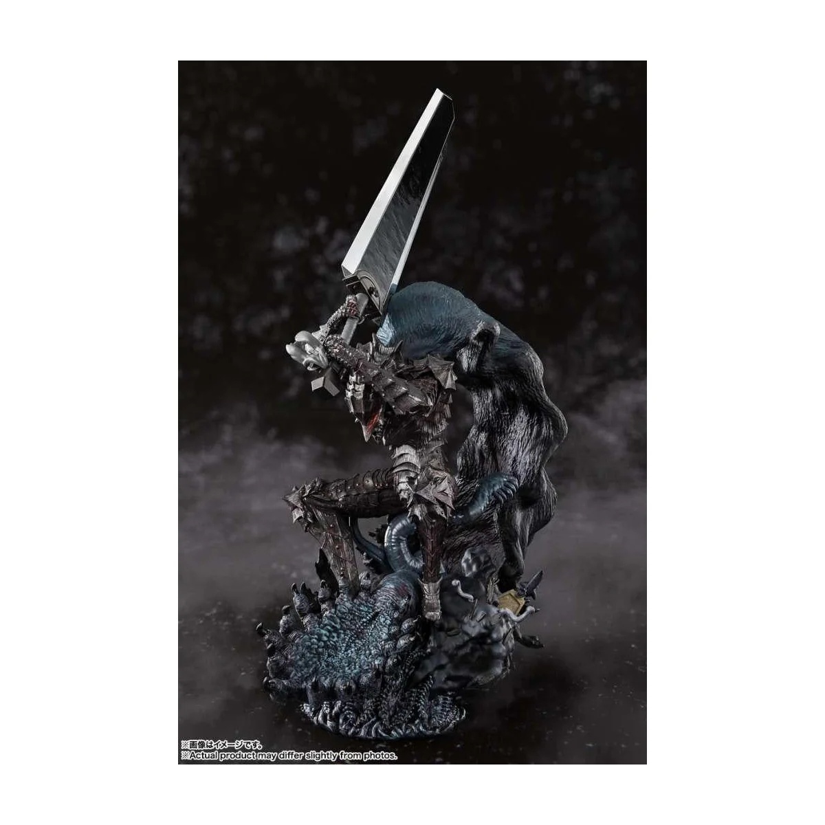 tamashii-nations-bm-245477-berserk-figuarts-zero-metallic-touch-guts-b