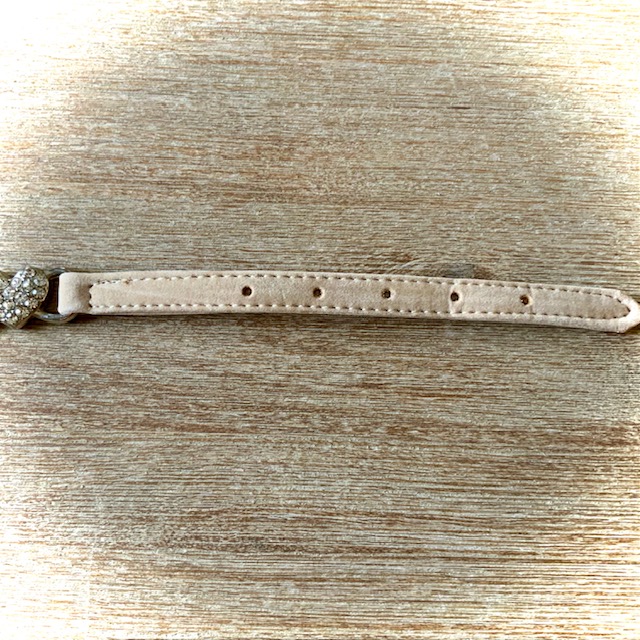Collier chat beige coeur strass 3.png