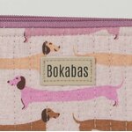 Sigle BOKABAS sur étiquette cousue