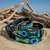 Colliers en perles sur le sable