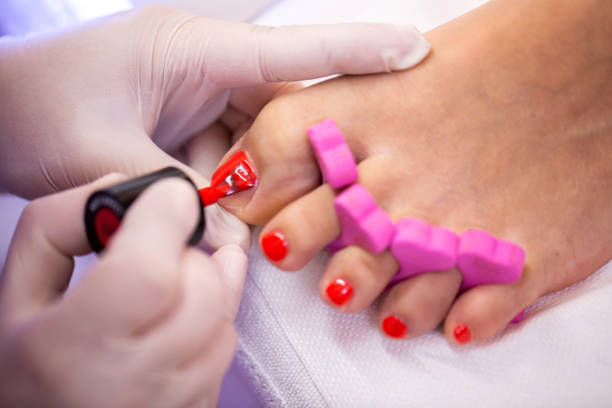 Vernis semi-permanent pieds Saint-Quentin