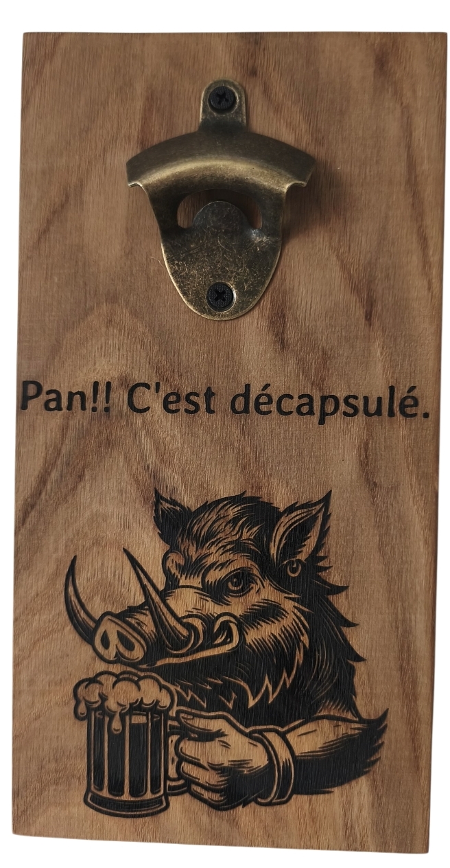 décapsuleur mural en chêne sanglier