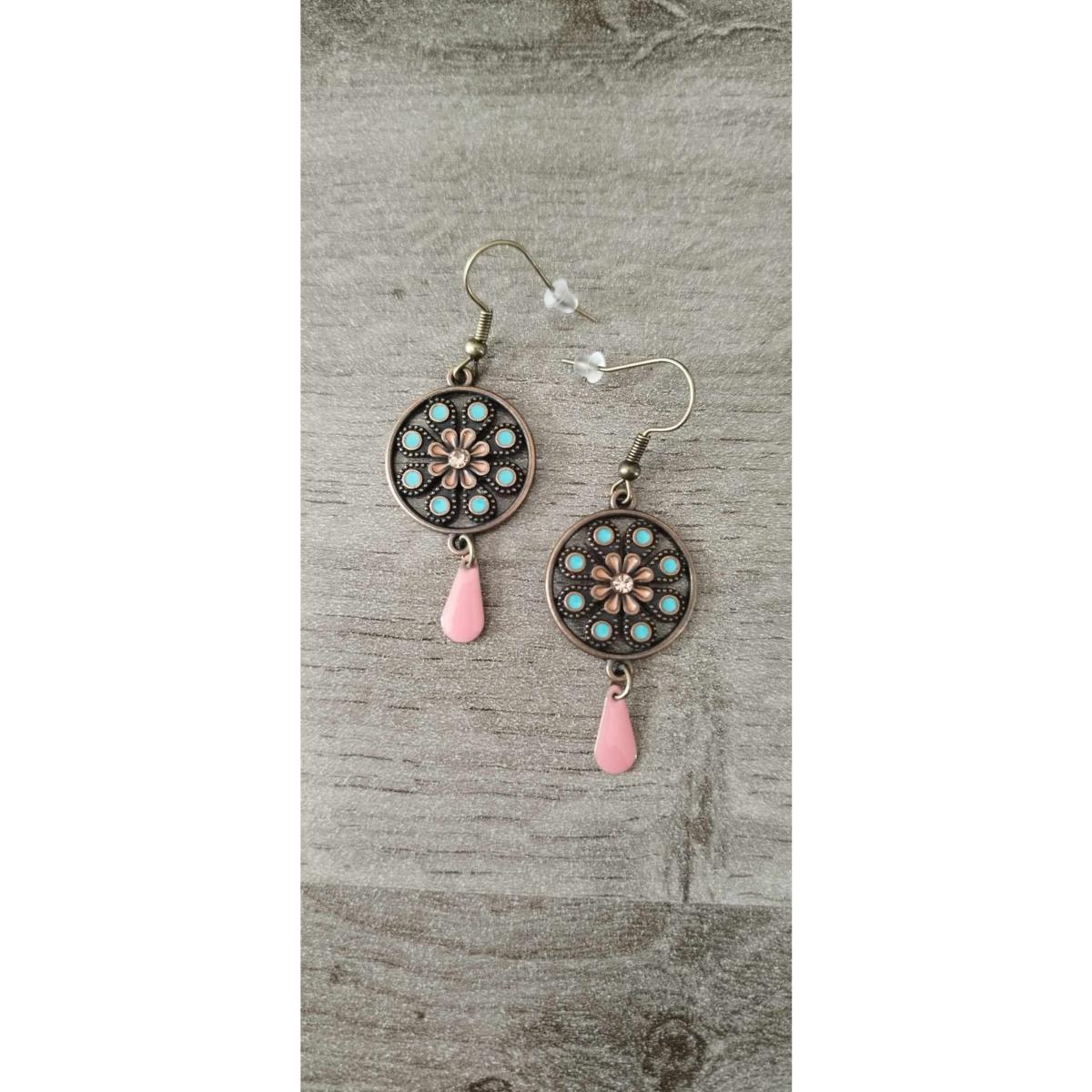 PENDANTE-BRONZE-ET-ROSE-LYDIA-2-zoom
