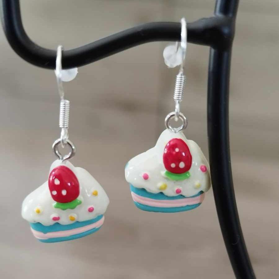 Pendantes-argentees-gateau-2-zoom