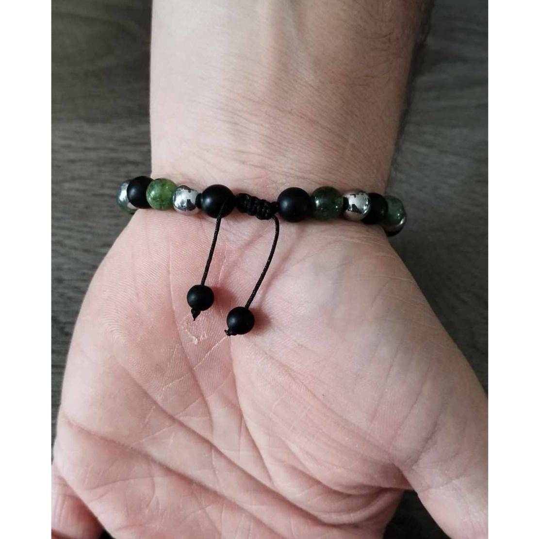 Bracelet-en-perles-Bruno-2-zoom