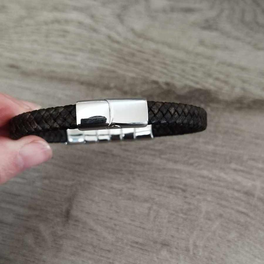 Bracelet-en-cuir-Antoine-2-zoom