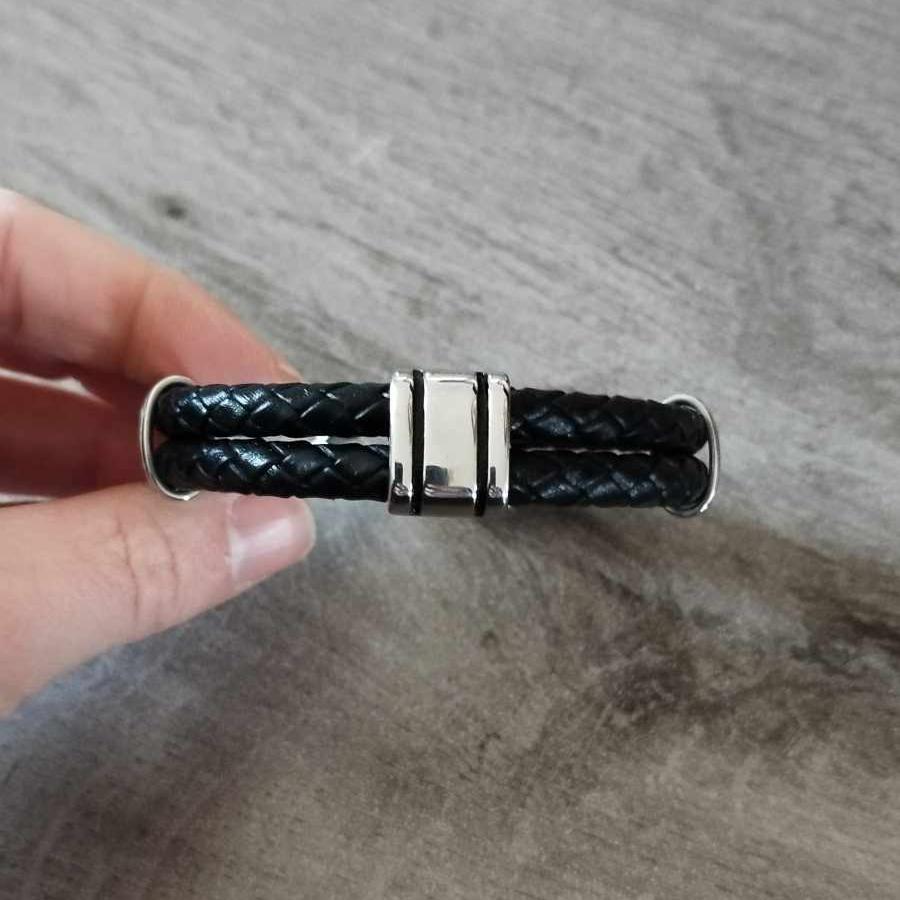 Bracelet-en-cuir-Samuel-1-zoom