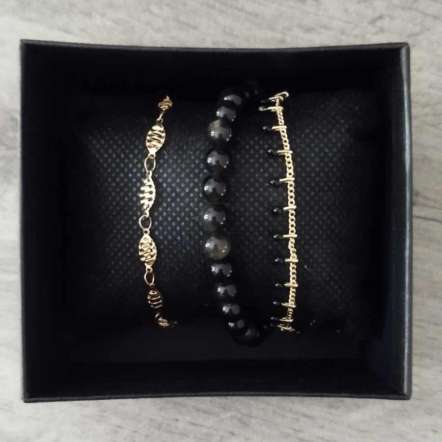 Coffret-trois-bracelets-Luna-zoom