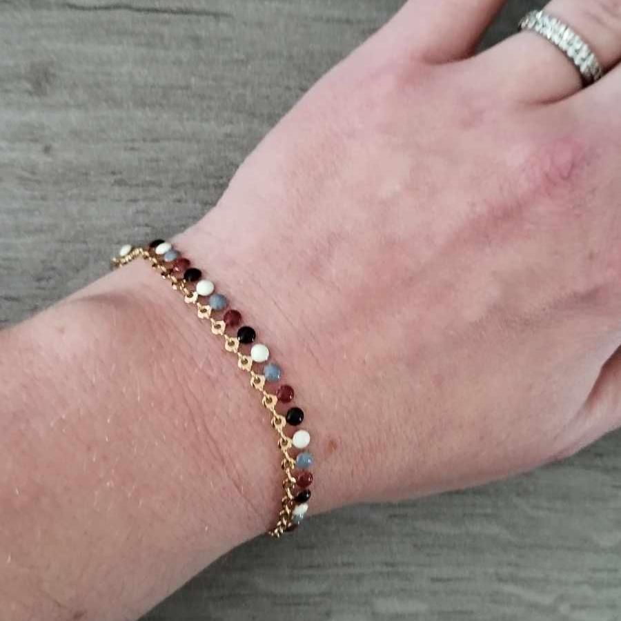 Bracelet-dore-Annie-1-zoom