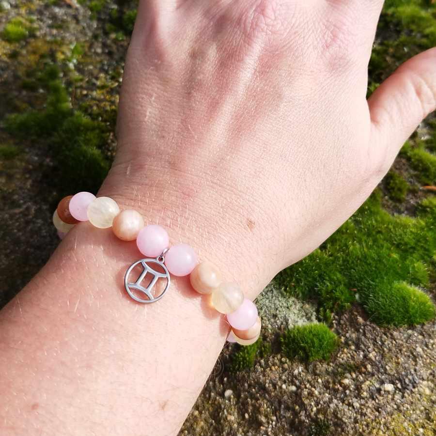 Bracelet-signe-astrologique-Gemeaux-zoom