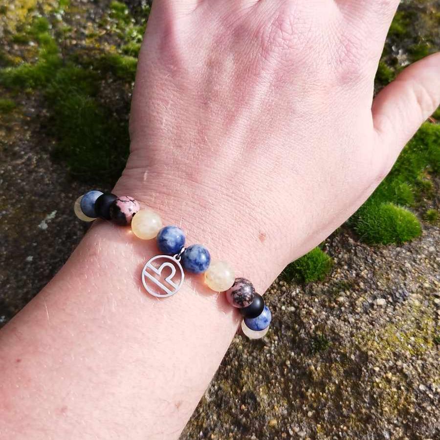 Bracelet-signe-astrologique-Balance-zoom