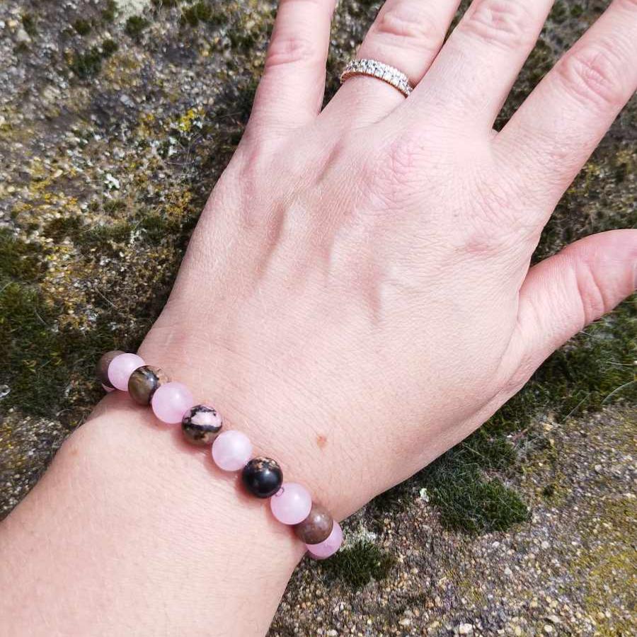 Bracelet-Amour-en-Kunzite-Quartz-Rose-et-Rhodonite-zoom
