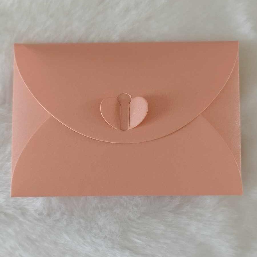 enveloppe-rose-zoom