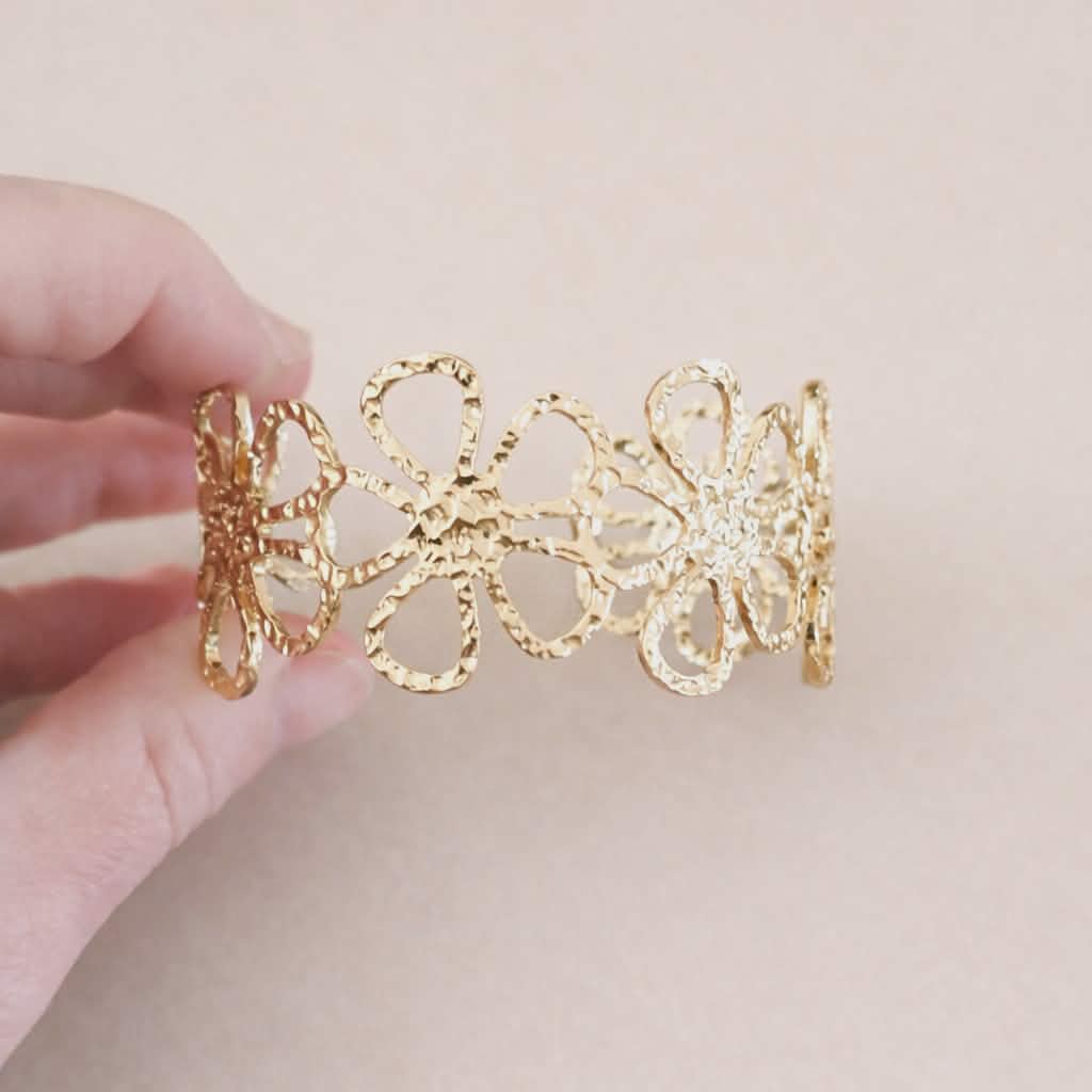Bracelet doré manchette Elodie 1