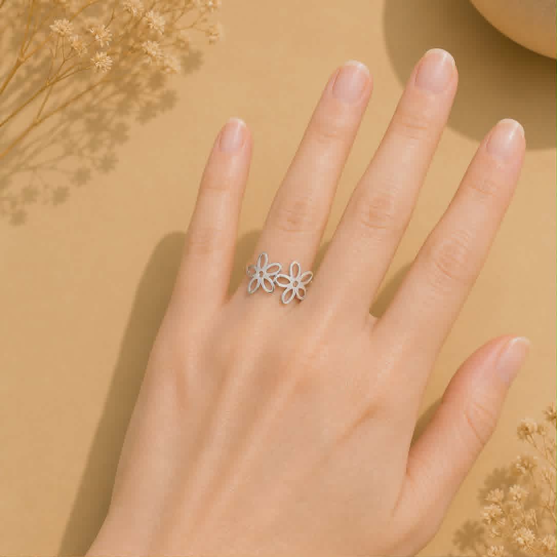 Bague argentée Fleur