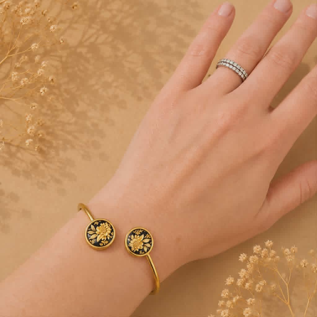 Bracelet doré Thony 1