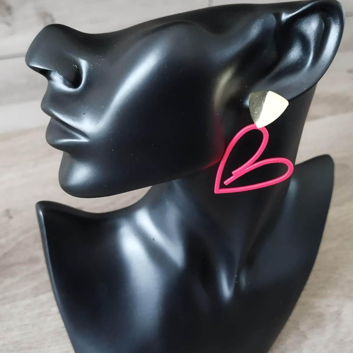 pendante-dore-coeur-2-zoom