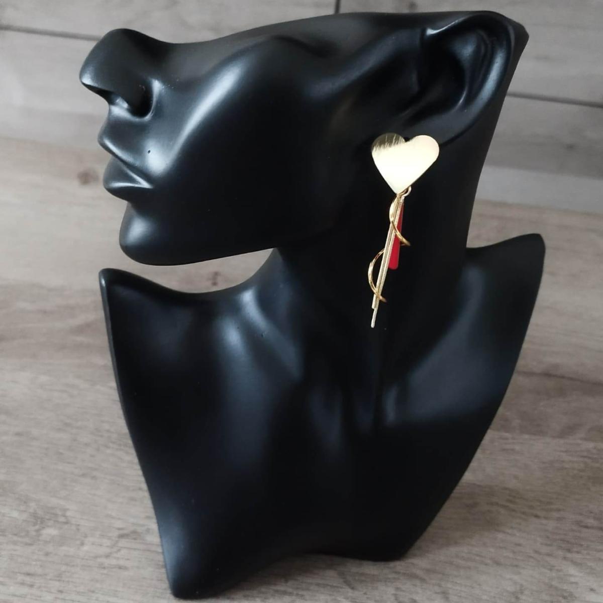 pendante-dore-amour-zoom