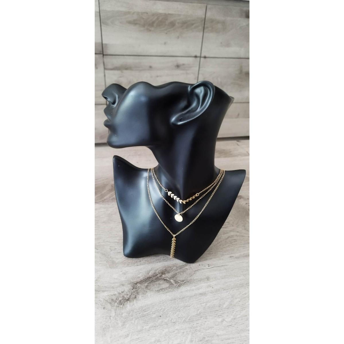 Collier-dore-Alyssa-1-zoom