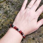 Bracelet-Dynamisme-et-Equilbre-en-Cornaline-Hematite-et-Oeil-de-Taureau-zoom