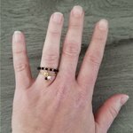 Bague-doree-Maelie-noire-2-zoom