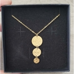 Collier-dore-Avril-zoom