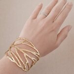 Bracelet doré manchette Adèle 1